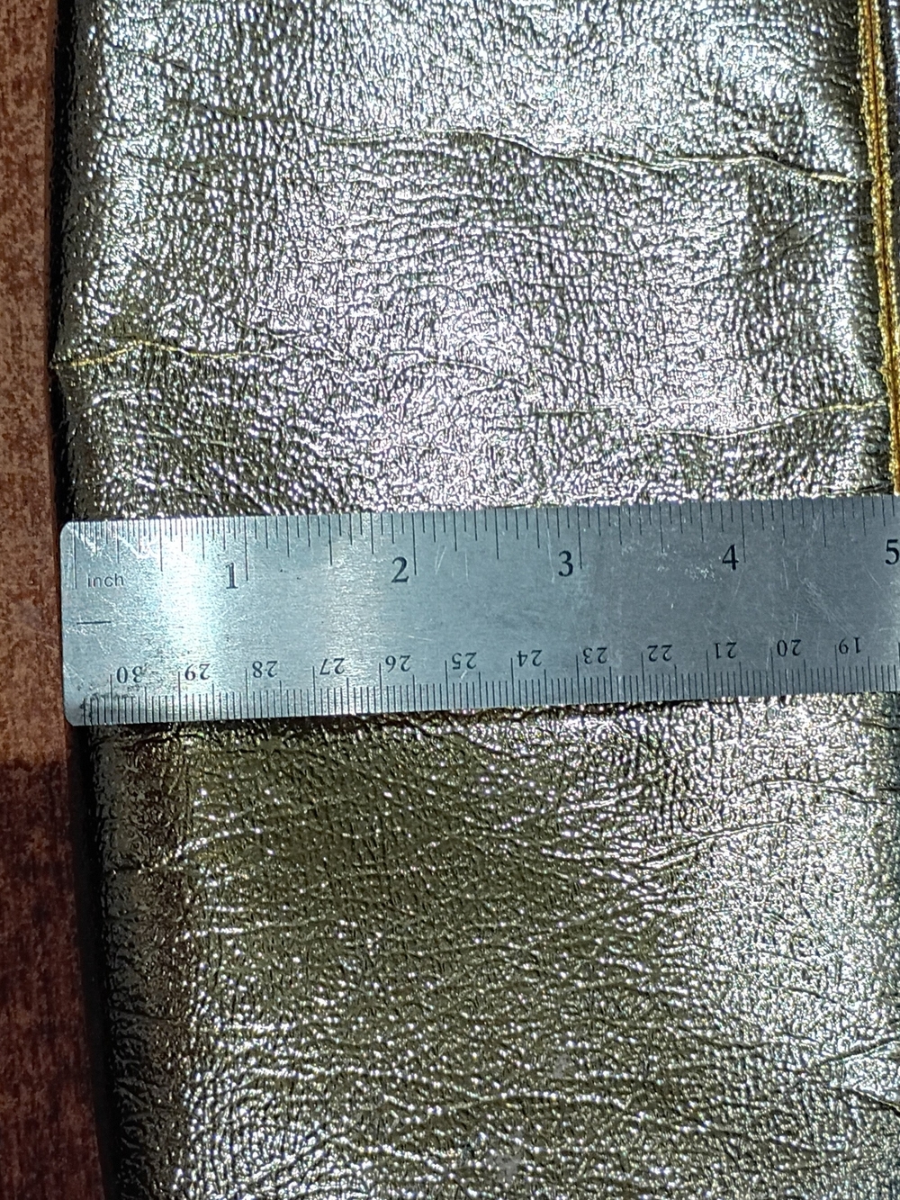 Vintage Metallic Gold Kisslock Clutch - Picture 4 of 11